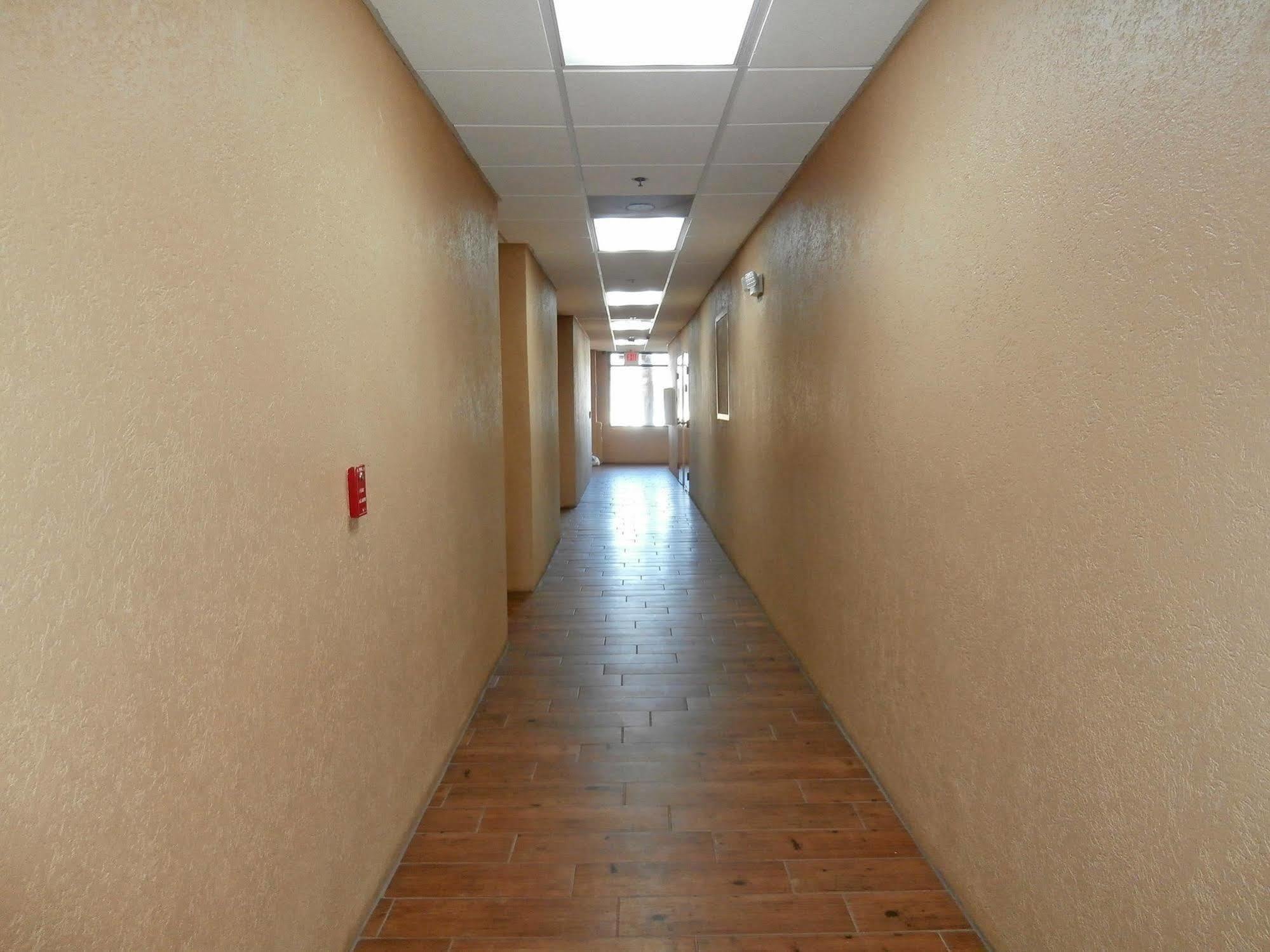 Americas Best Value Inn & Suites-Griffin Zewnętrze zdjęcie